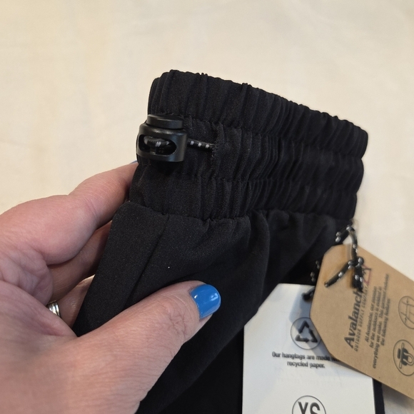 Avalanche Outdoor Supply Company Women's Black High Waisted Relaxed Fit Cargo XS - Picture 7 of 13